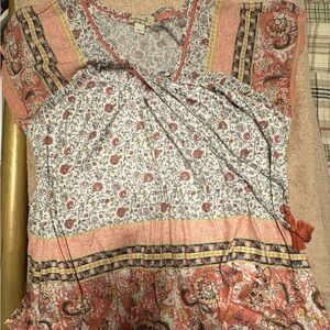 ONE WORLD Coral & White Boho Floral Short Sleeve Blouse
